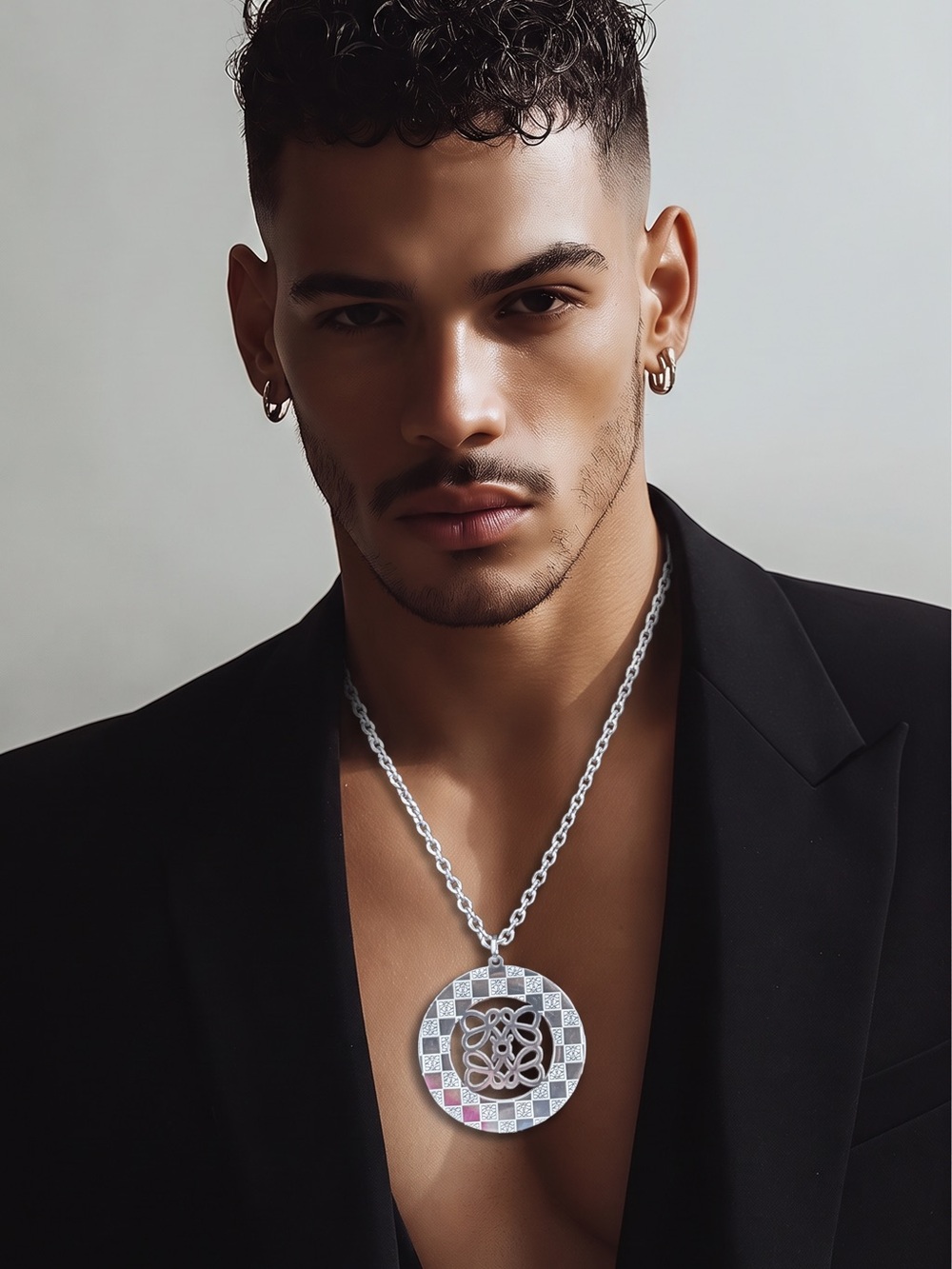 Unisex z Silver Round Pendant Necklace with Chain